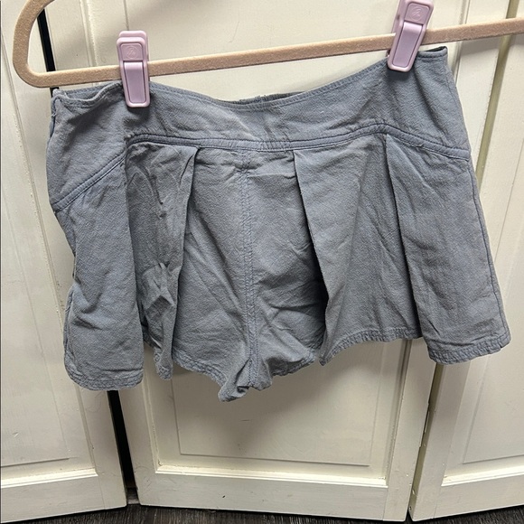 NWOT Free People heartbreaker Gray Pleated Skort - Picture 3 of 3